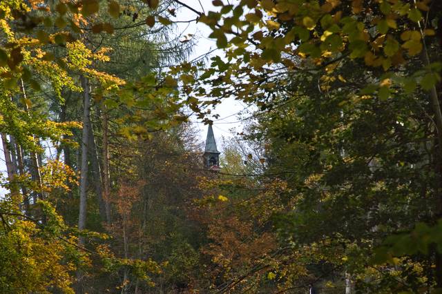 Walburgiskapelle von Weitem